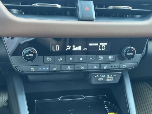 New 2026 Subaru Outback Touring XT AWD/4WD image 18