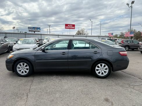 Used 2009 Toyota Camry LE image 6