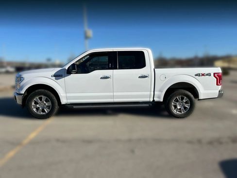 Used 2017 Ford F150 XLT w/ Equipment Group 302A Luxury image 2