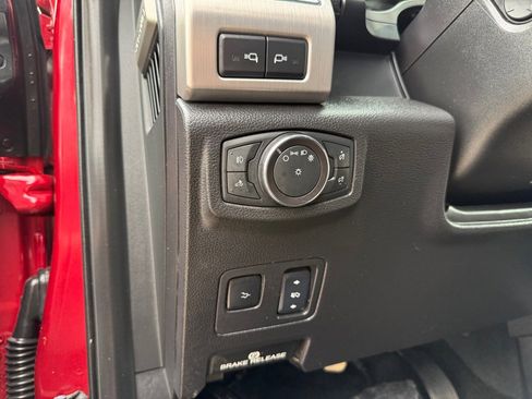 Used 2017 Ford F250 Platinum w/ Platinum Ultimate Package image 25