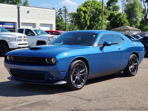 Used 2022 Dodge Challenger GT w/ Plus Package AWD/4WD image 7
