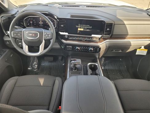 New 2026 GMC Sierra 1500 Elevation image 10