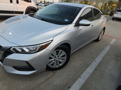 Used 2021 Nissan Sentra S FWD image 1