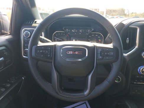 Used 2019 GMC Sierra 1500 AT4 w/ AT4 Premium Package image 12