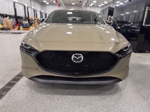 Used 2024 MAZDA MAZDA3 s image 33