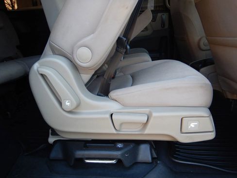 Used 2019 Honda Odyssey EX image 25