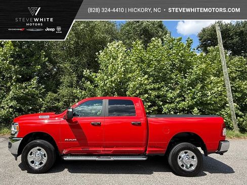 Used 2024 RAM 2500 Big Horn w/ Bed Utility Group AWD/4WD image 1