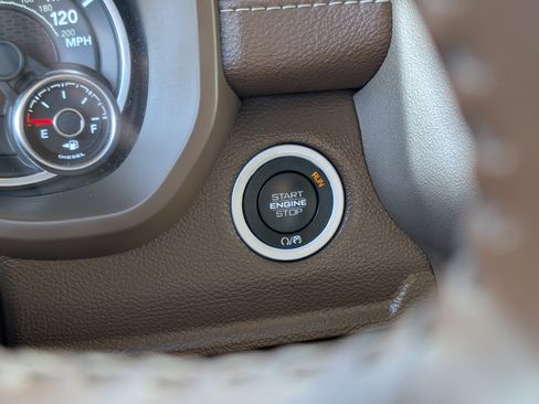 Used 2021 RAM 1500 Laramie image 20