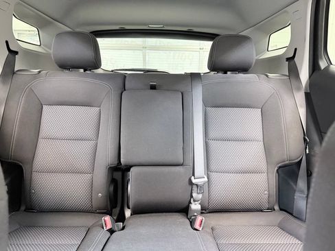 Used 2022 GMC Terrain SLE w/ Driver Convenience Package AWD/4WD image 17