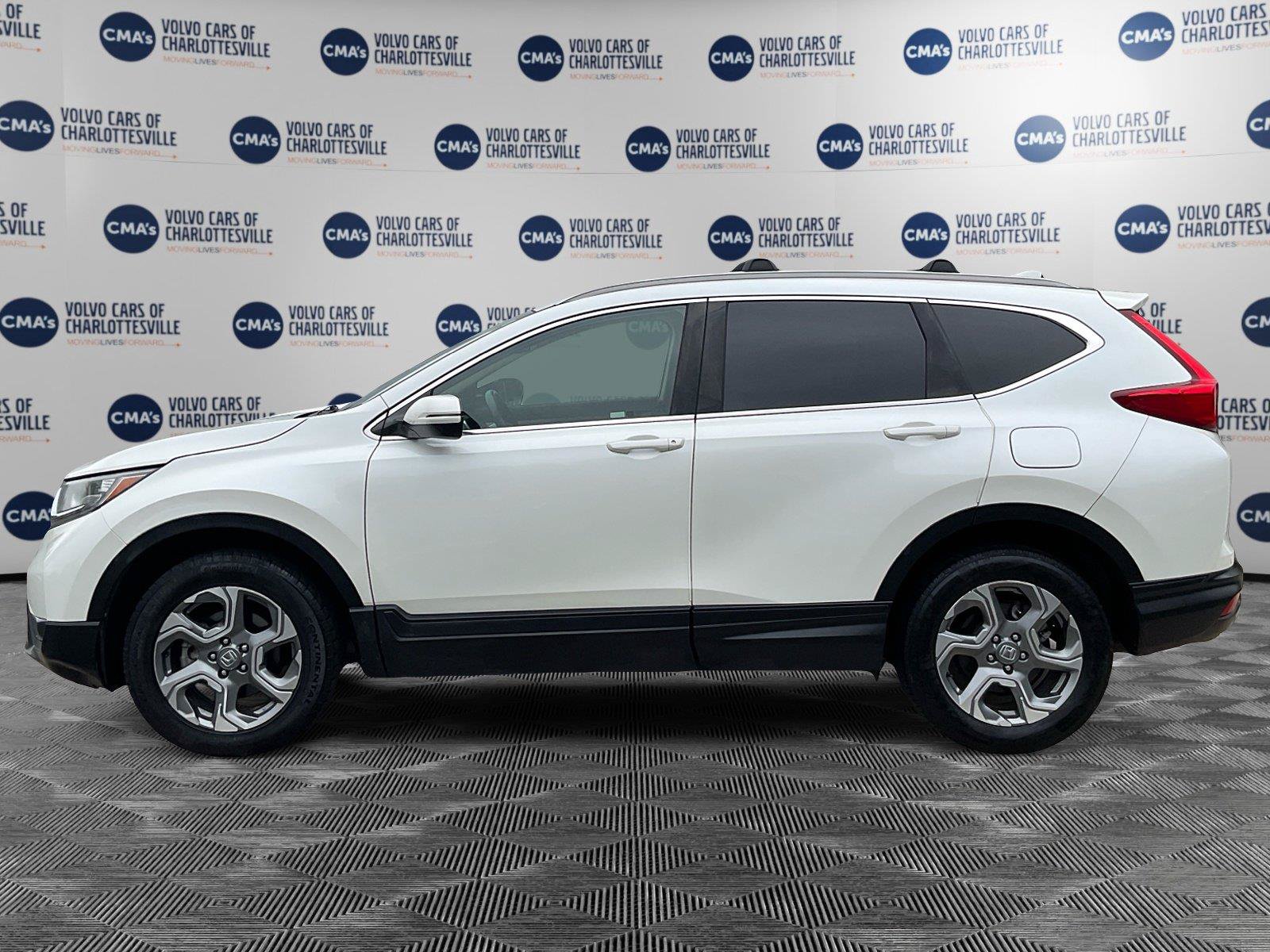 Used 2017 Honda CR-V EX-L image 2