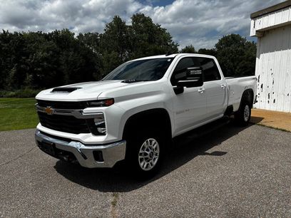 Used 2024 Chevrolet Silverado 2500 LT w/ Convenience Package