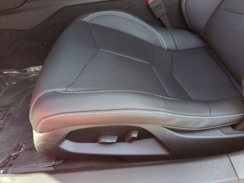 Used 2025 Chevrolet Corvette Z06 image 16