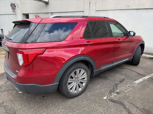 Used 2020 Ford Explorer Limited w/ Class III Trailer Tow Package AWD/4WD image 3