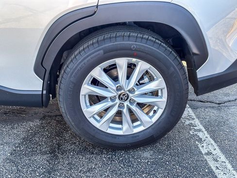 Certified 2026 Toyota Corolla Cross LE w/ Moonroof Package image 12