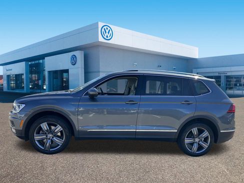 Used 2020 Volkswagen Tiguan SEL image 4