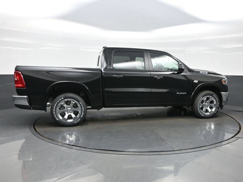 New 2026 RAM 1500 Big Horn AWD/4WD image 8