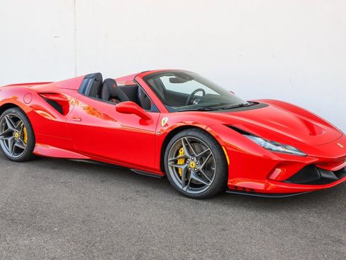 Certified 2022 Ferrari F8 Tributo RWD image 1