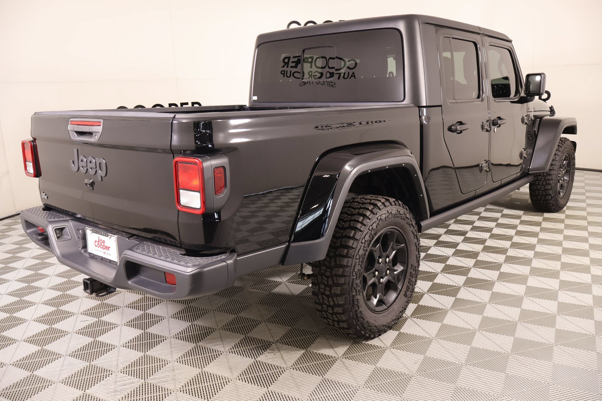 Used 2023 Jeep Gladiator Sport AWD/4WD image 20