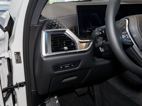 Used 2026 BMW X5 xDrive40i w/ Premium Package image 14