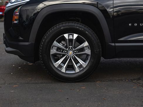 New 2026 Chevrolet Equinox LT w/ LPO, Floor Liner Package AWD/4WD image 34