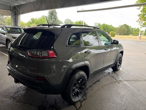 Used 2022 Jeep Cherokee Trailhawk w/ Sound & Nav Group AWD/4WD image 13