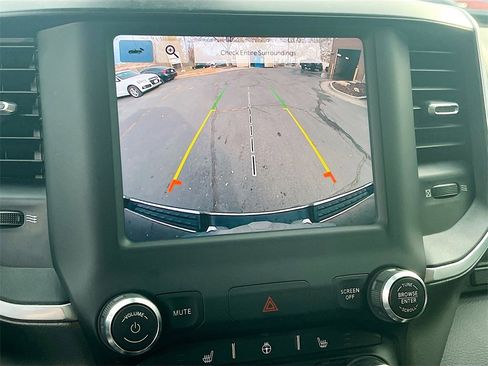 Used 2022 RAM 1500 Big Horn image 13