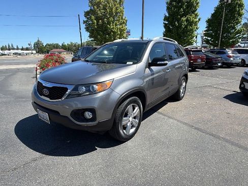 Used 2013 Kia Sorento EX w/ EX V6 Premium Pkg FWD image 1