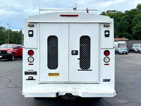 Used 2017 Ford Transit 350 138 w/ Interior Upgrade Package image 7