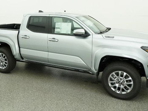 New 2026 Toyota Tacoma Limited AWD/4WD image 22