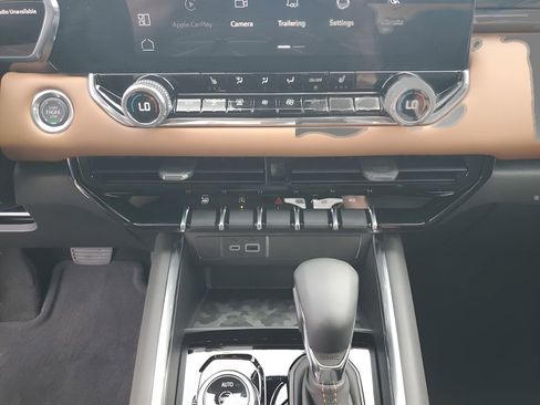 New 2026 GMC Canyon AT4 w/ Nightfall Essentials Package image 38