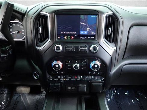 Used 2023 GMC Sierra 2500 AT4 w/ AT4 Preferred Package AWD/4WD image 16
