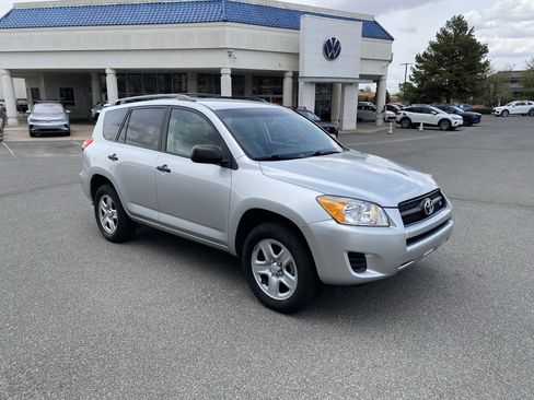Used 2012 Toyota RAV4 4WD V6 w/ Tow Prep Pkg image 34