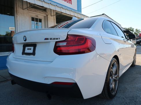 Used 2015 BMW M235i 2dr Cpe M235i RWD image 8