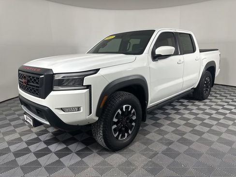 Used 2022 Nissan Frontier PRO-4X w/ Technology Package image 7