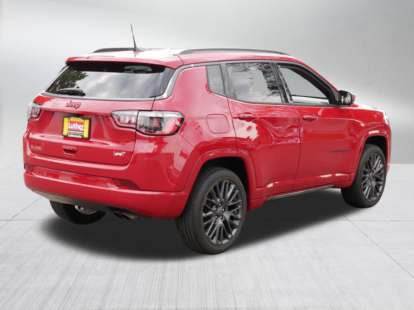 Certified 2022 Jeep Compass Limited AWD/4WD image 7
