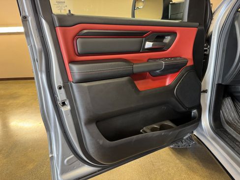 Used 2025 RAM 1500 Rebel image 33