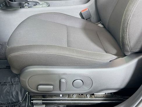 Used 2025 Hyundai Kona SEL image 15