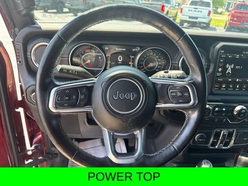 Used 2021 Jeep Wrangler Unlimited Sahara w/ Uconnect 4C Nav & Sound Group AWD/4WD image 17