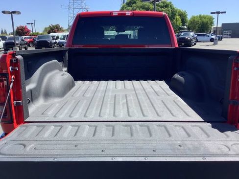 Used 2026 RAM 2500 Big Horn AWD/4WD image 30