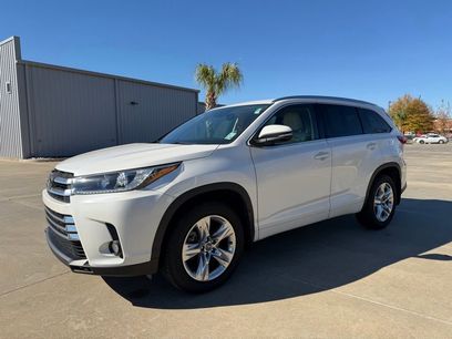 Used 2018 Toyota Highlander Limited