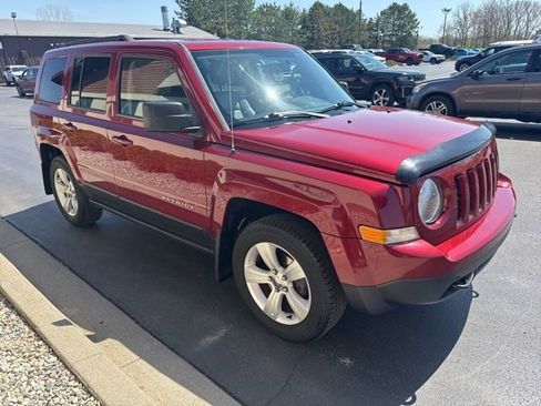 Used 2014 Jeep Patriot Sport w/ Power Value Group AWD/4WD image 6