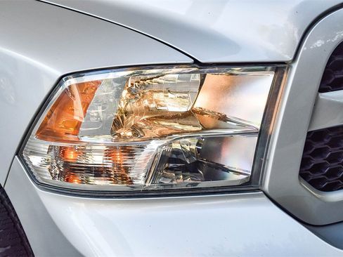 Used 2014 RAM 1500 Express image 8