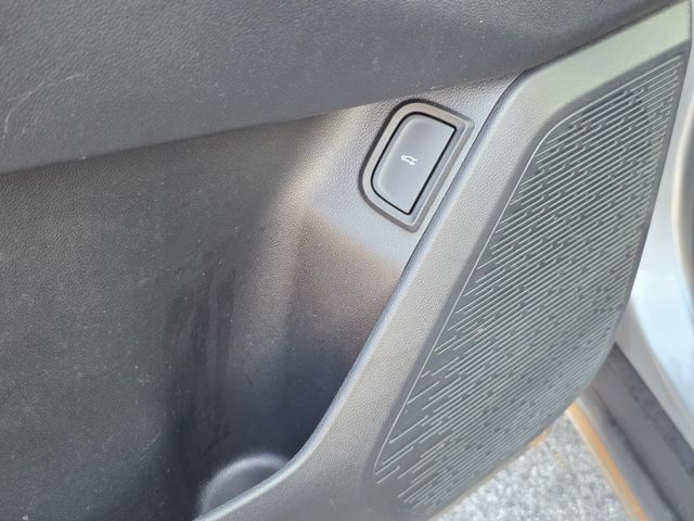Used 2026 Chevrolet Equinox LT w/ Convenience Package II FWD image 22