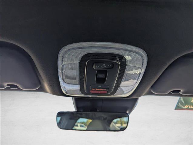 Certified 2025 Hyundai Elantra Limited FWD image 21
