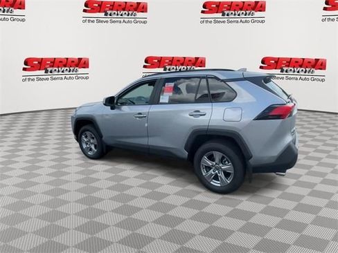 Used 2025 Toyota RAV4 XLE w/ Convenience Package image 6