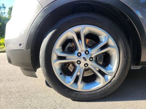 Used 2013 Ford Explorer Limited image 20