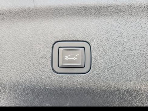 Certified 2024 GMC Yukon AT4 w/ Technology Package AWD/4WD image 30