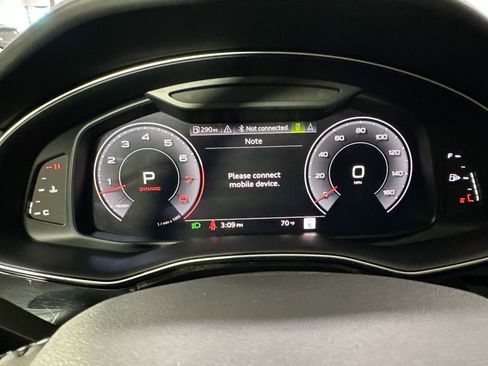 Used 2019 Audi Q8 Prestige image 24