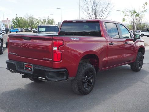 Used 2019 Chevrolet Silverado 1500 Custom Trail Boss w/ Custom Convenience Package AWD/4WD image 5
