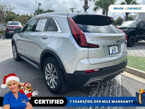 Used 2022 Cadillac XT4 Premium Luxury w/ Safety Alert Package image 4
